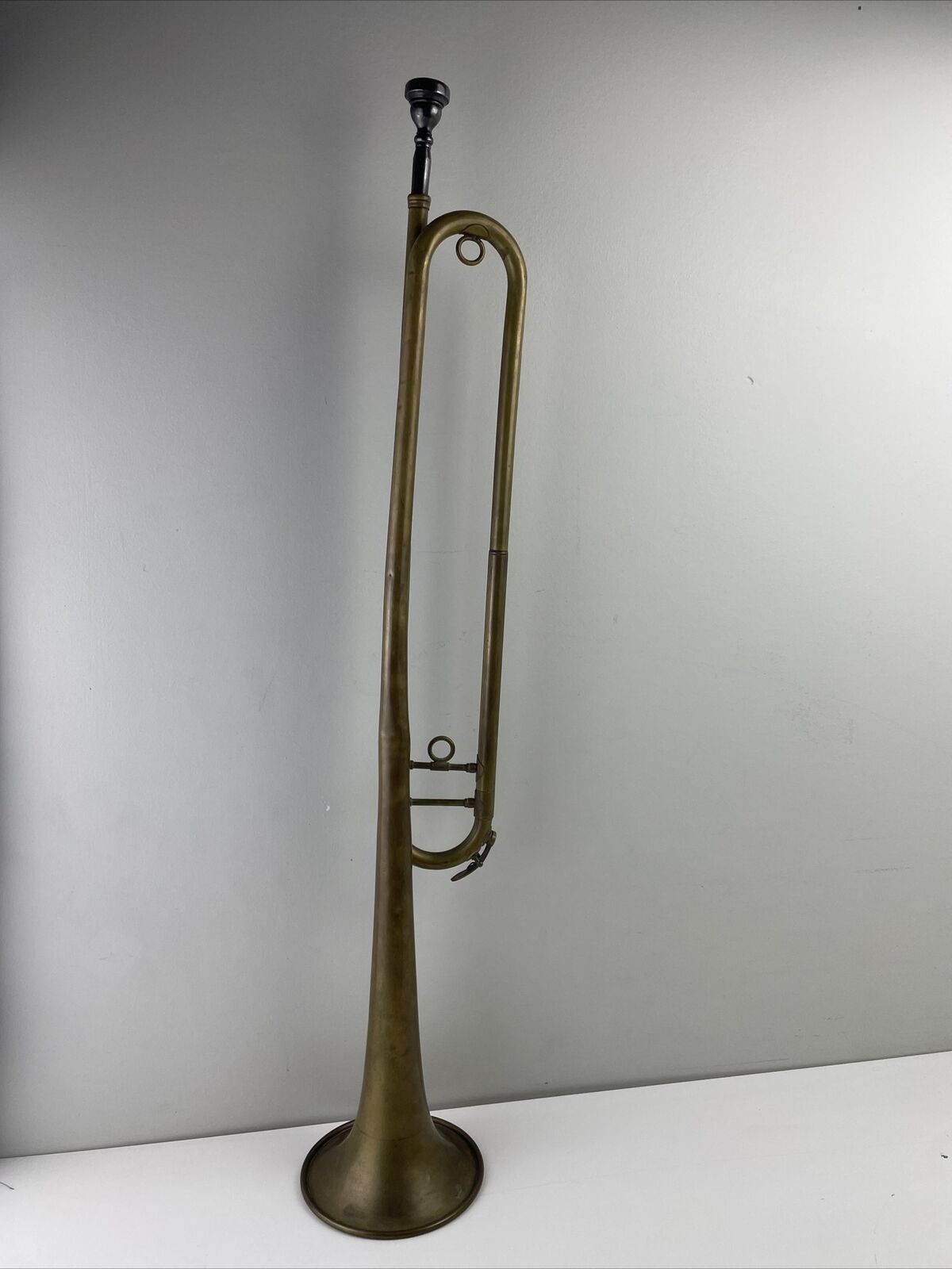 Vintage 28" Long Brass Bugle With Mouth Piece 1930's F/g - Check The Photos!