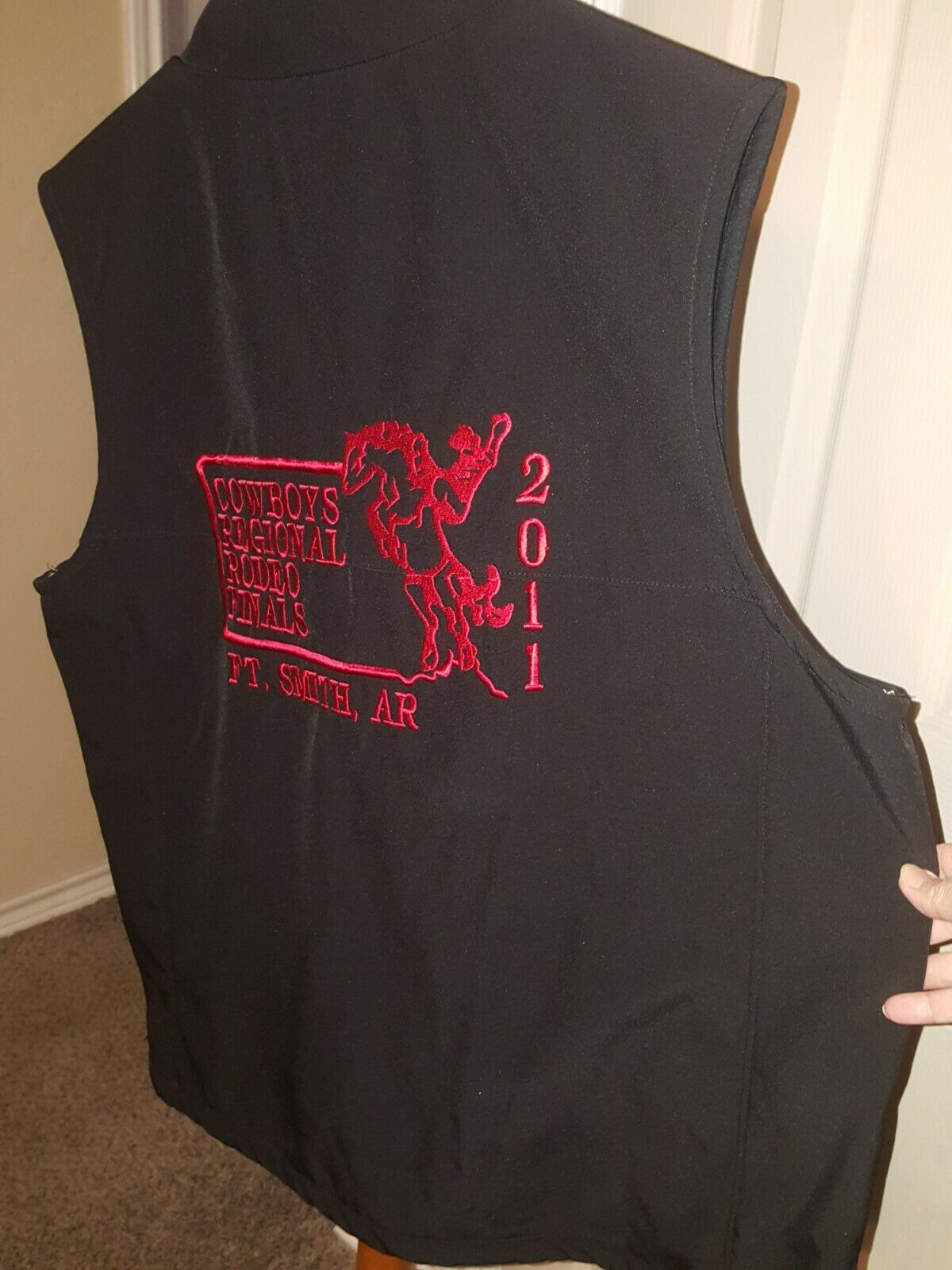 Cowboys Regional Rodeo Finals • Fort Smith, Ar. 2011 Charles River Vest X-large
