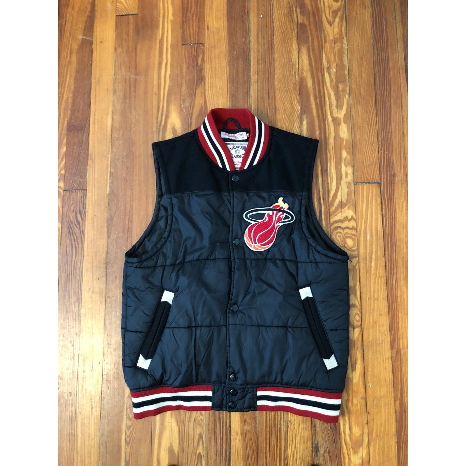 Miami Heat Mitchell And Ness  Black Vest Size Medium In Good Condition