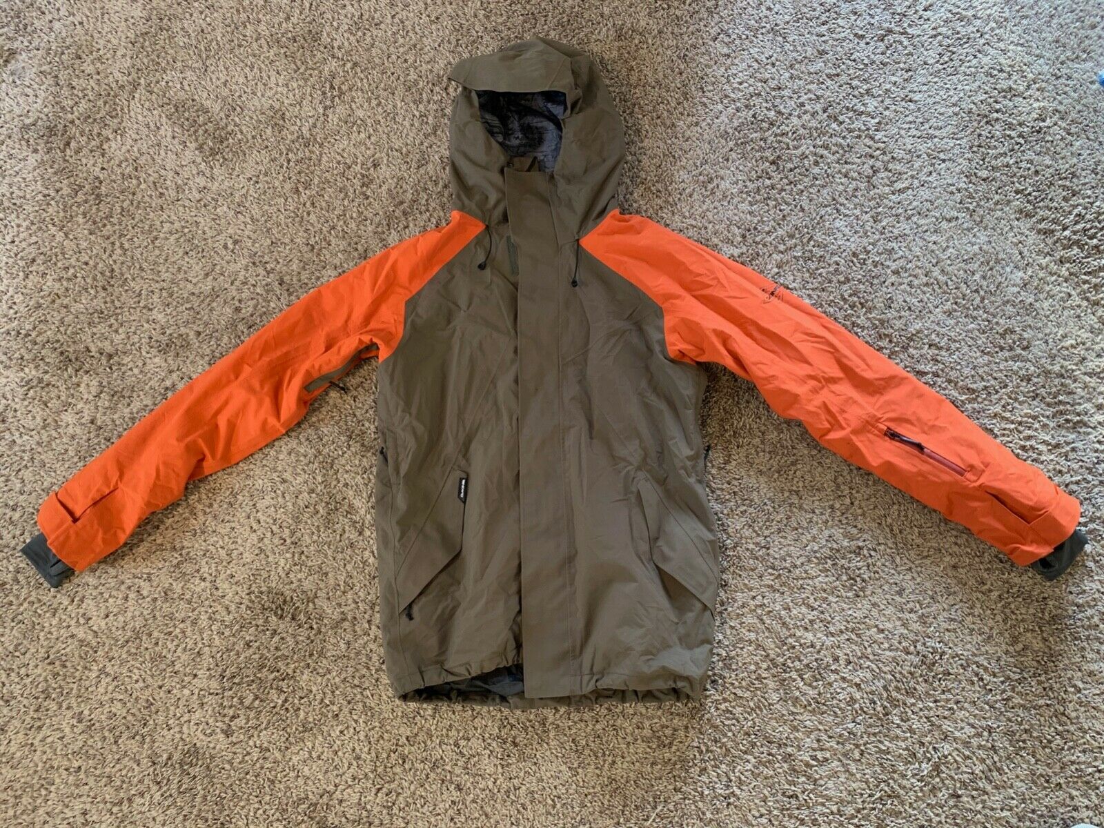 Dakine Ski Jacket - Mens Medium - Orange And Brown - Used Once